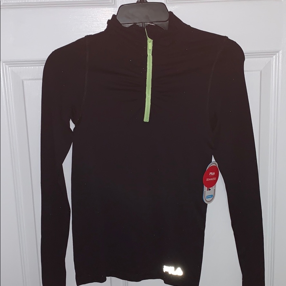 Ladies Fila running shirt..black..NWT